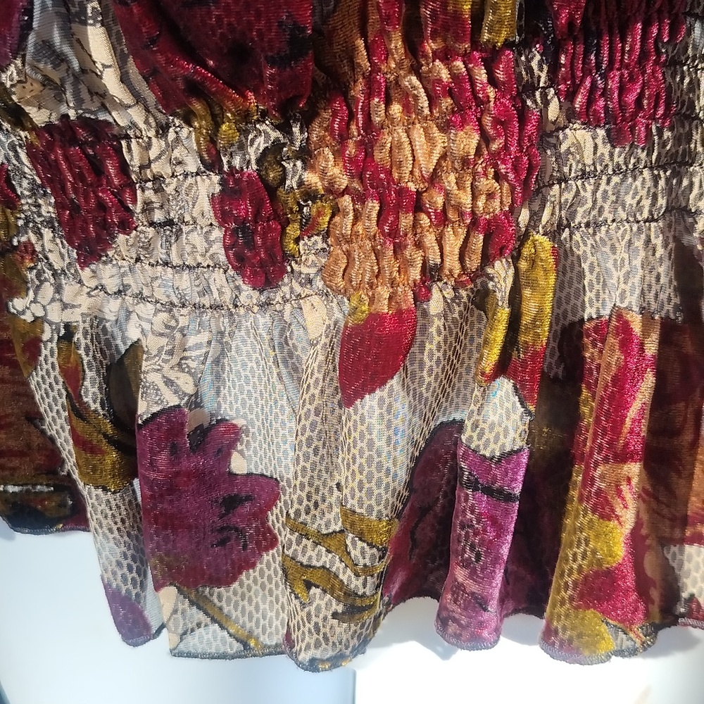 Cache Small/Medium Romantic Top - image 2